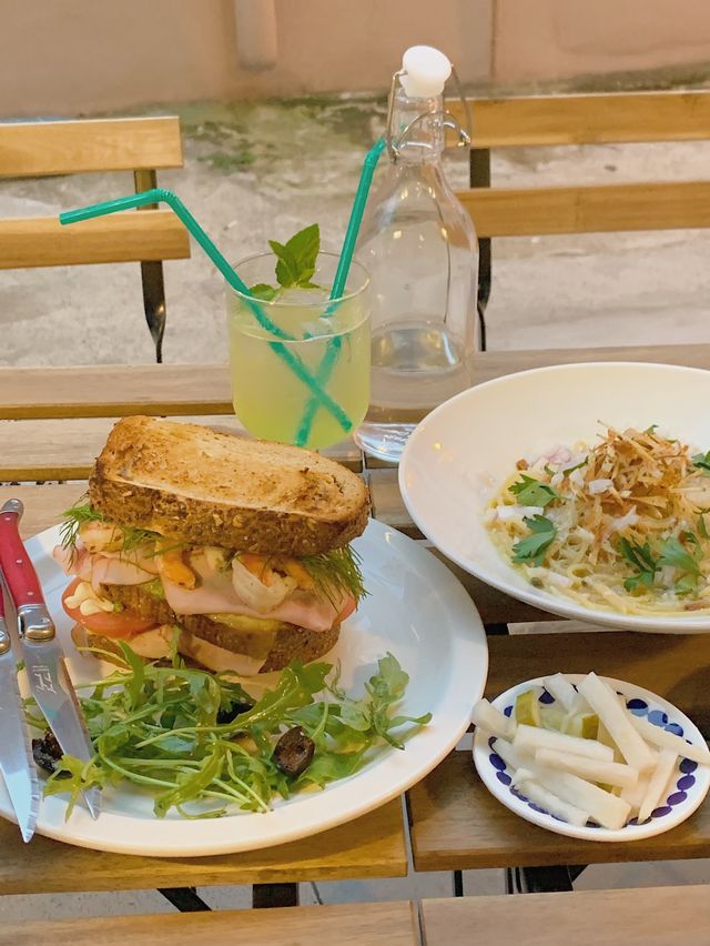 전포 신상 맛집 : )