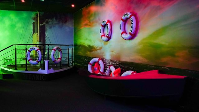 Houdini's Escape Room Experience - Sheffield