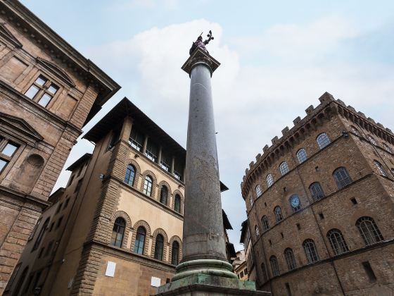 Piazza Del Duomo