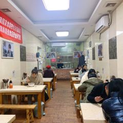 周记粉店(县正街店) User Photo