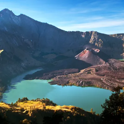 Отели рядом с достопримечательностью «Острова Гили»