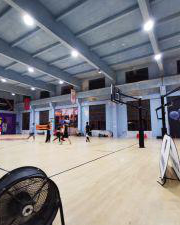 黑曼巴籃球館