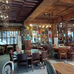 花家地艺术餐厅(古城景区店) User Photo