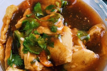 梅姨臭豆腐（中醫院店）