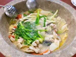 姚記撫仙湖石鍋魚莊