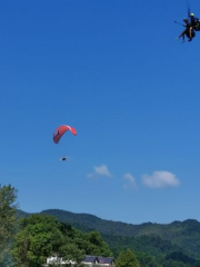 明月山滑翔傘基地