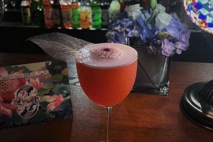 有理鸡尾酒美学俱乐部