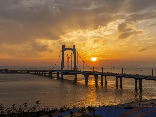Sunset Sightseeing in Yantai
