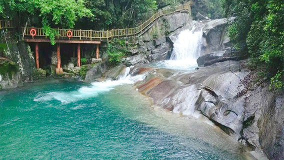 Longnvgou Scenic Area