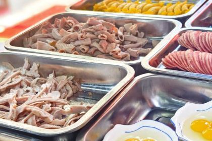 云香念过桥米线（蒙自七彩滇南店）