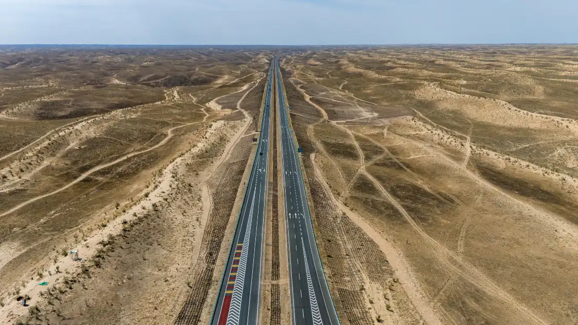 Hotels near S21 Desert Highway