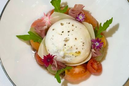 Ox Club Restaurant - Phnom Penh