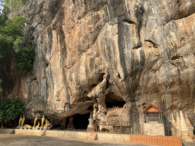 วัดถ้ำสุวรรณคูหา ชมประวัติศาสตร์