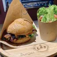 觀塘保家山Burger Saan