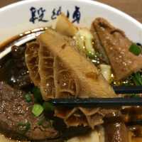 正宗台灣牛肉麵