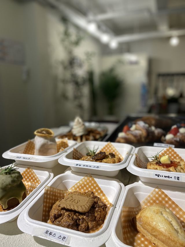 서래마을 감성카페, 심포니오브