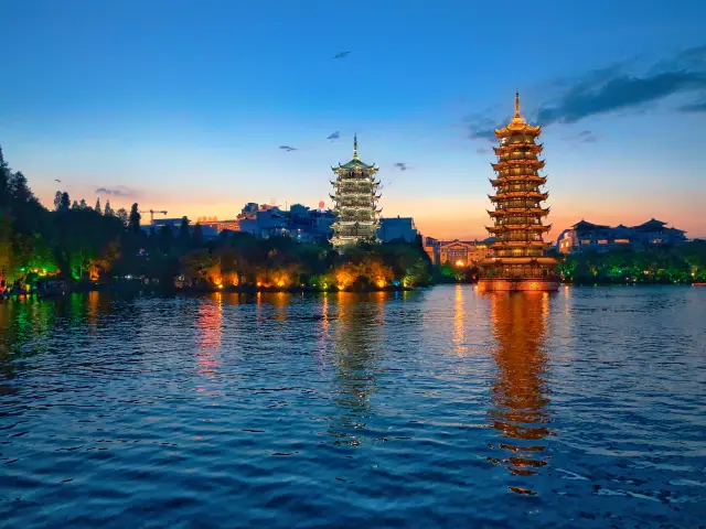 Sunset Sightseeing in Guilin