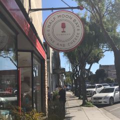 Half Moon Bay Wine & Cheese ảnh của người dùng