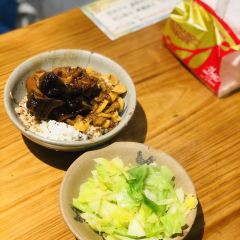 红猪卤肉饭(百联徐汇商业广场店) User Photo
