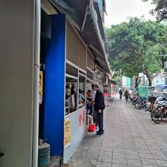 严卤肉饭店(西顺城街店) User Photo