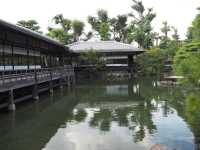 京都の街中にある「渉成園」