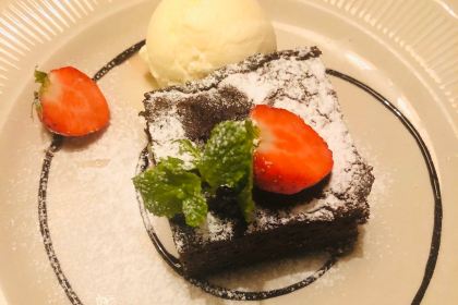 The BEEF Steakhouse & Bar