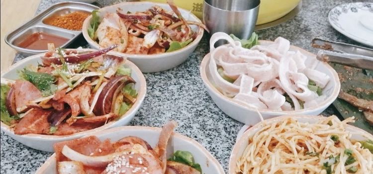 滋滋烤肉(东州大厦店)