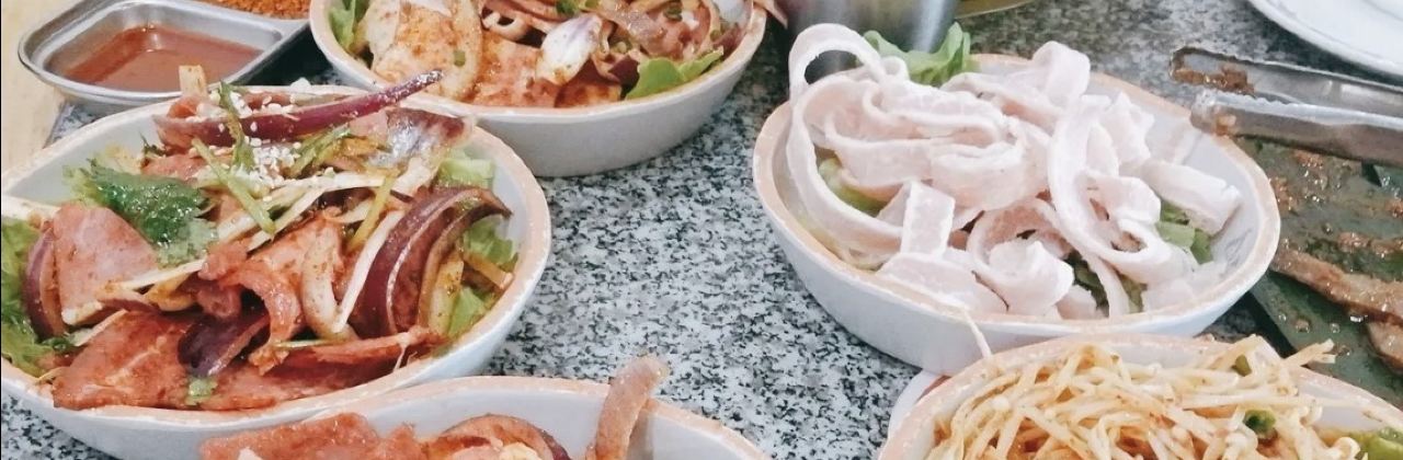 滋滋烤肉(东州大厦店)