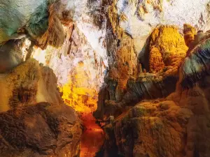 ジェイタ洞窟