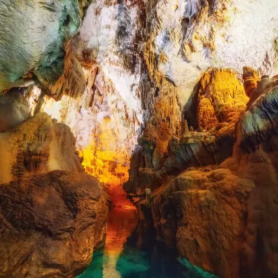 Отзывы об отеле Staybridge Suites Beirut