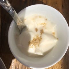 Es Glop Food & Drinks 여행 사진