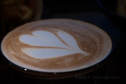 格塘雅栖酒店(果洛玛沁店)·西餐酒廊