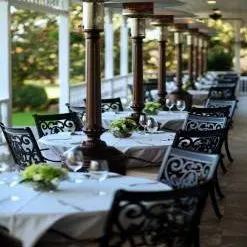 The Veranda at The Grand Tradition in 佛布魯克