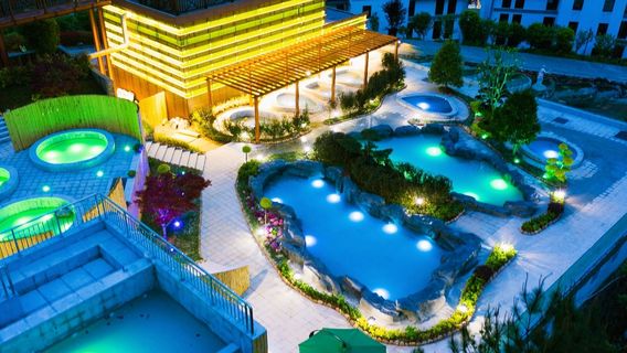 Wuyi Sunshine Hot Spring Bath Bar