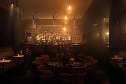 Goldfish Bar