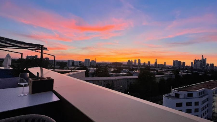 Blasky Restaurant & Bar