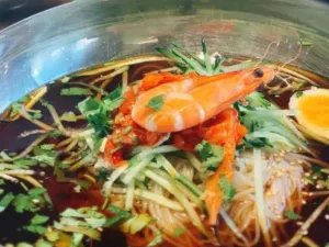 HEHE·DA LENG MIAN