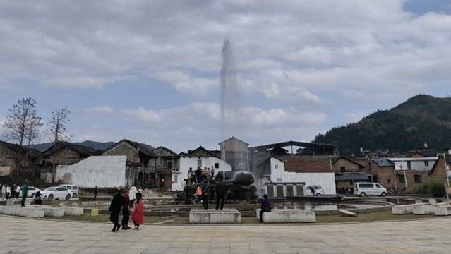 Dahe Beach Natural Fountain
