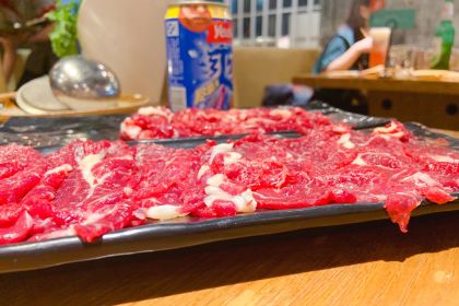 JinRi Niu Shi ChaoShan Xian Beef Hot Pot (JingAn Si)