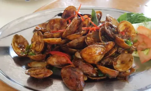 Happy Happy Cenang Seafood Restaurant