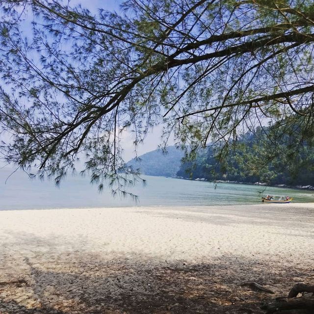 Karachut Beach
