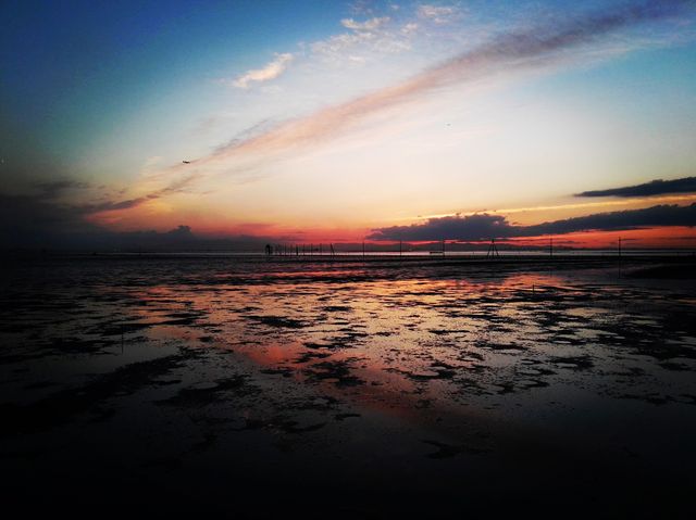 日本のウユニ塩湖。江川海岸。