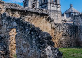 Best hotels near Sea World San Antonio