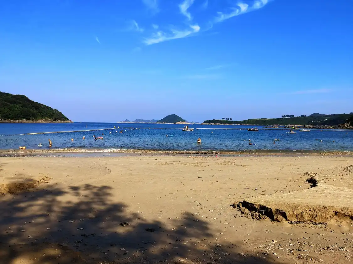 Hotels near Clear Water Bay Second Beach