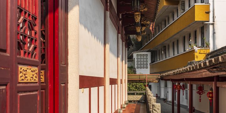 Xiangu Temple of Balikun