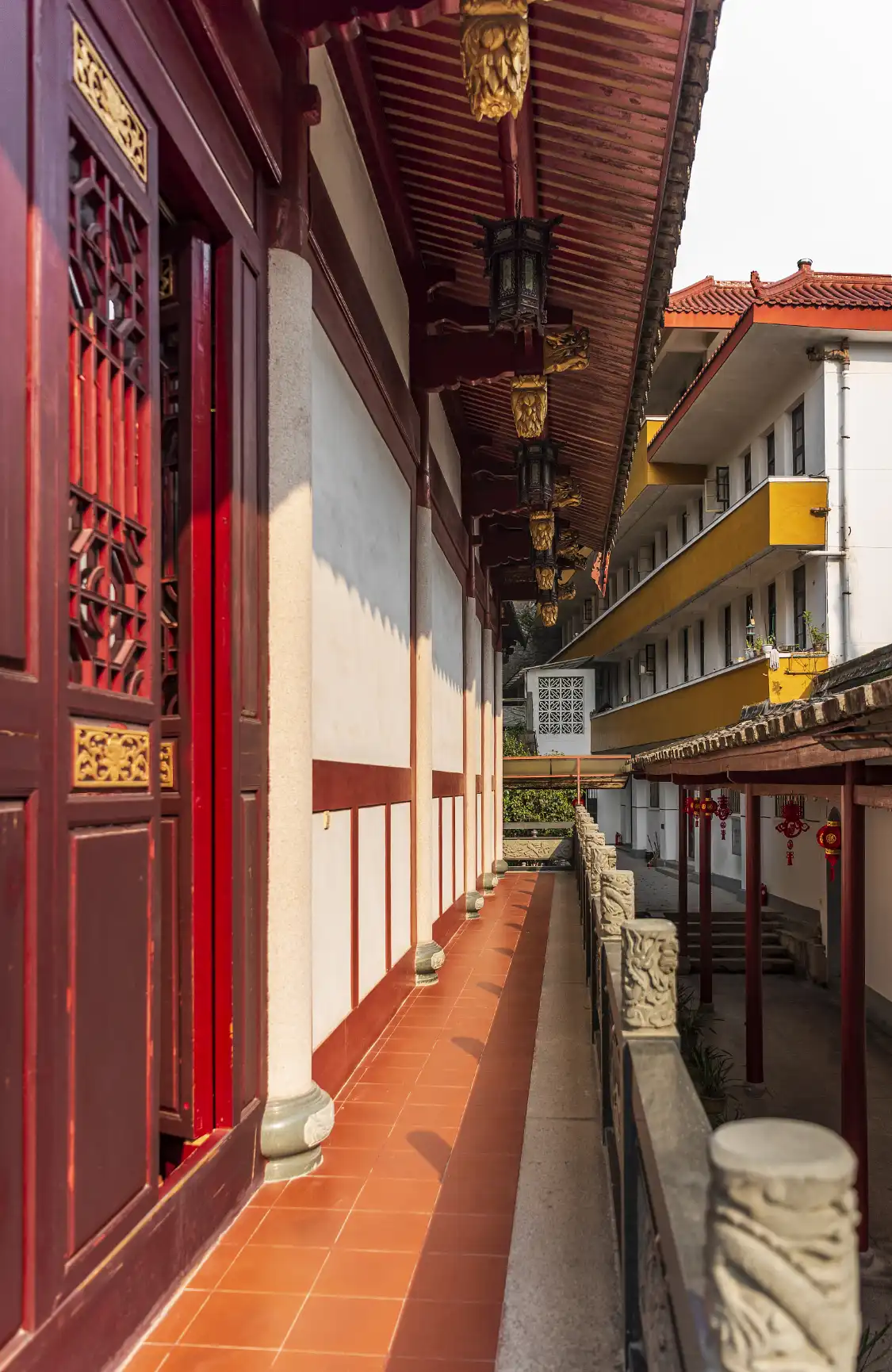 Hotel dekat Xiangu Temple of Balikun
