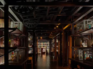 MO Bar (Mandarin Oriental, Shenzhen)