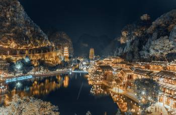興義的熱門夜間人氣景點
