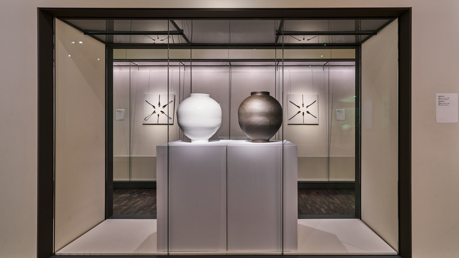 Celebrity Forms and Figures | Asian Art Museum
