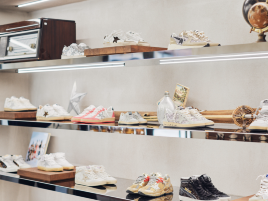 Golden Goose（米兰文艺复兴百货女装店）